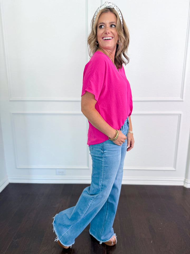 Go to Every Day V Neck