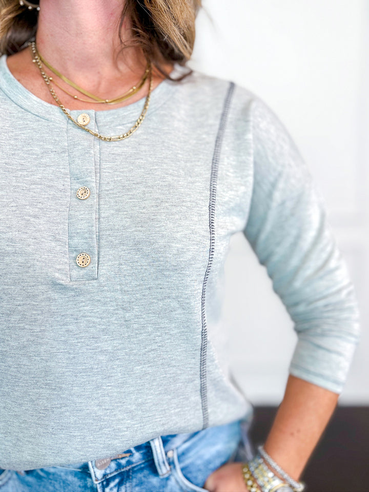 Loops & Lines Heathered Top