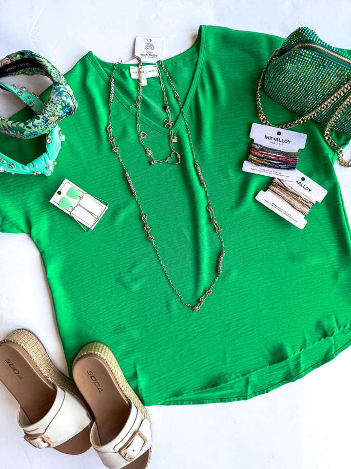 Go to Every Day V Neck