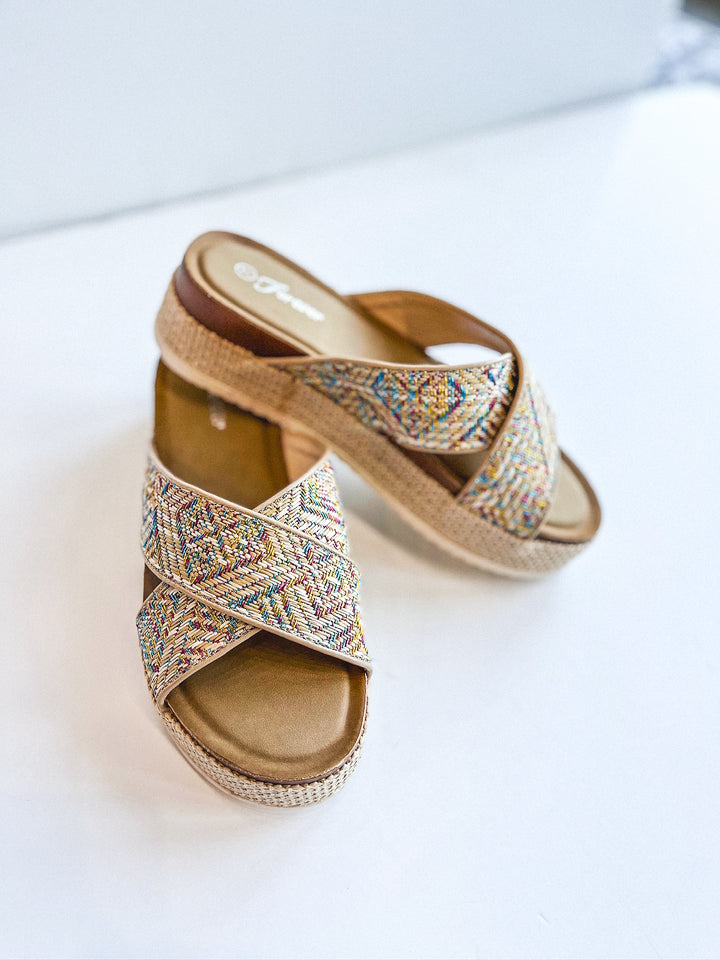 Shimmer Stride Trend Slide