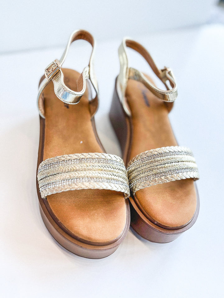 Glitz Glide Roadside Wedge