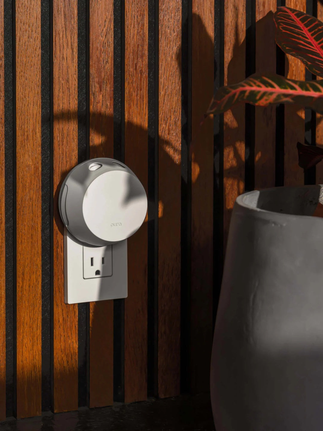 Pura Smart Home Fragrance Diffuser 4