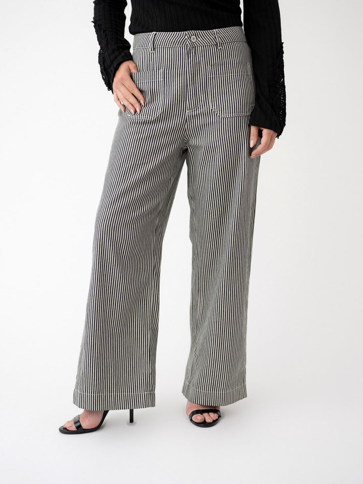 Striped Crush Front Pocket Pant