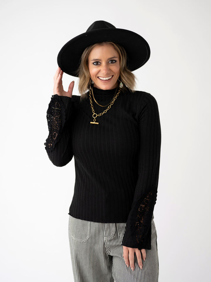 Pretty Patched Lace Longsleeve Tunic