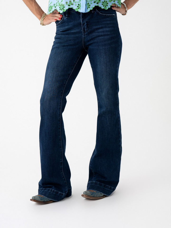 Lovervet Mid Rise Flare