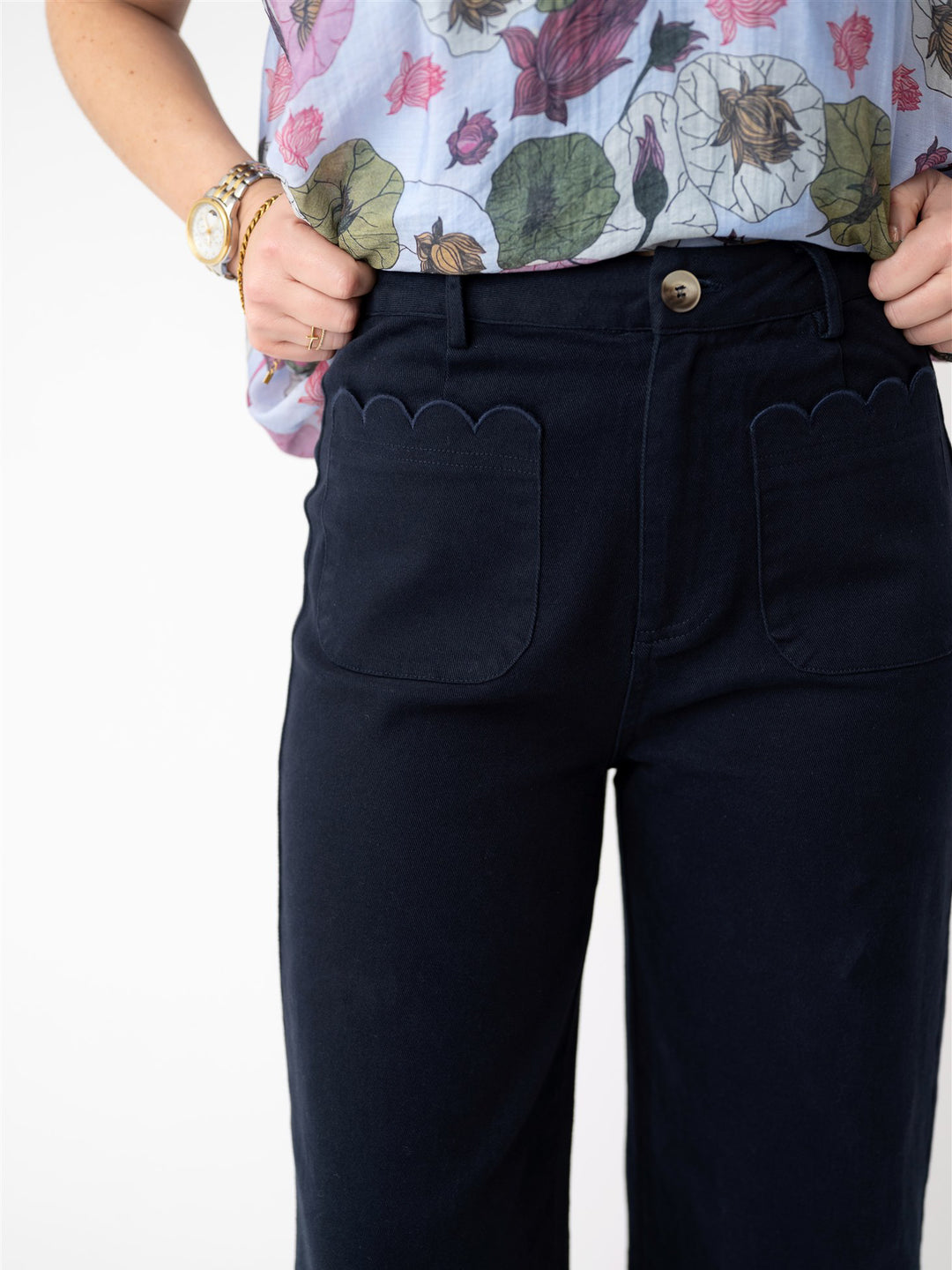 Front Pocket Petal Hem Pants