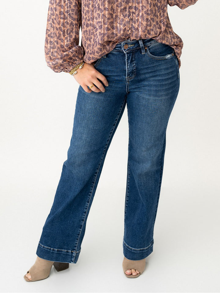 Risen High Rise Straight Jeans
