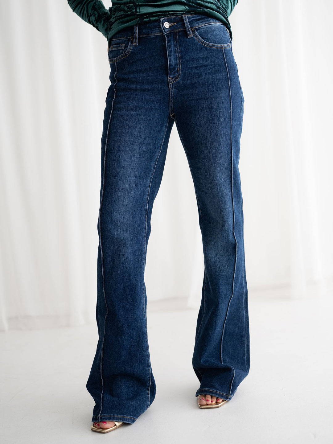 Bridge High Rise Flare with Front Pin Tuck