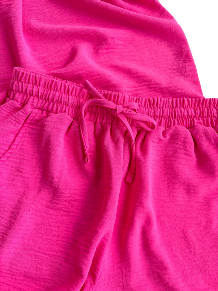 Refined Staple Woven Set