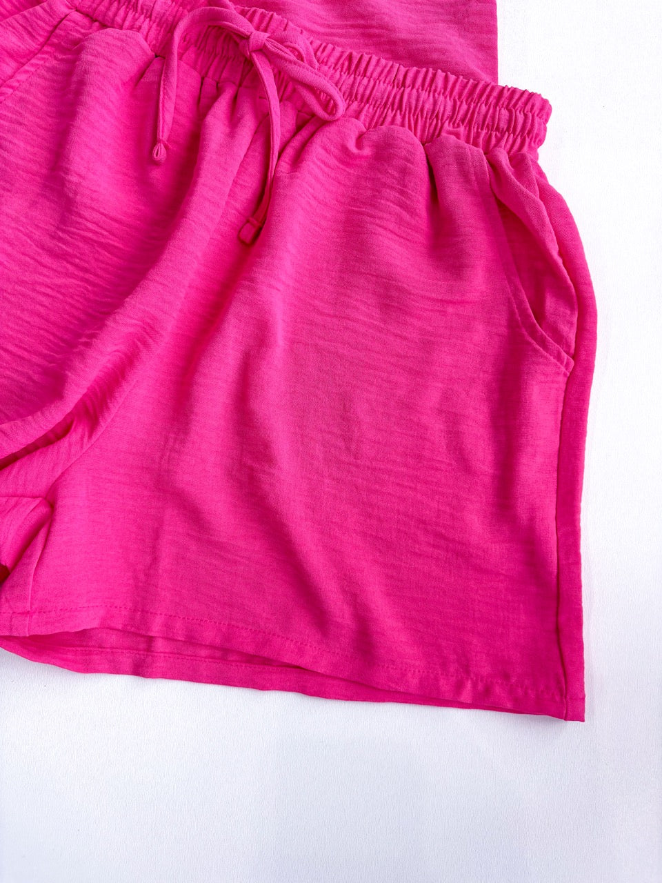 Refined Staple Woven Set