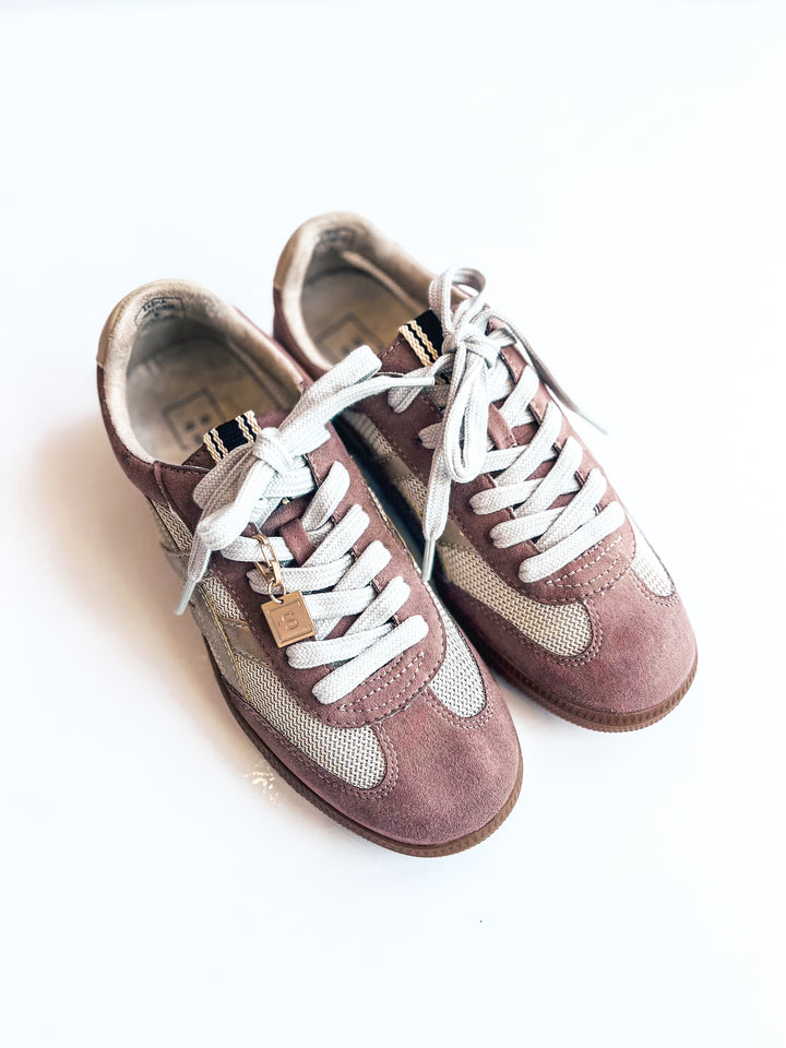 Shushop Sasha Sneaker