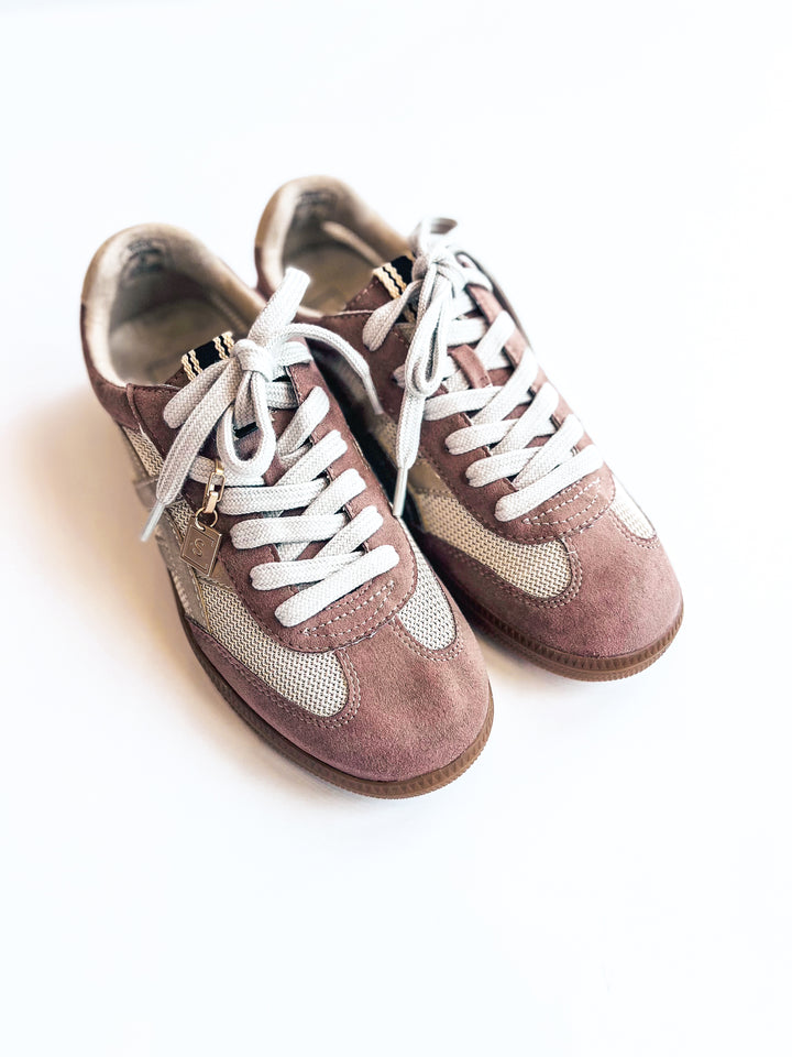 Shushop Sasha Sneaker