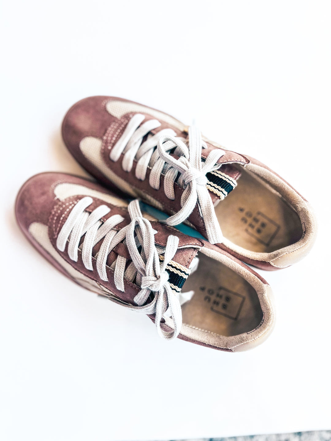 Shushop Sasha Sneaker