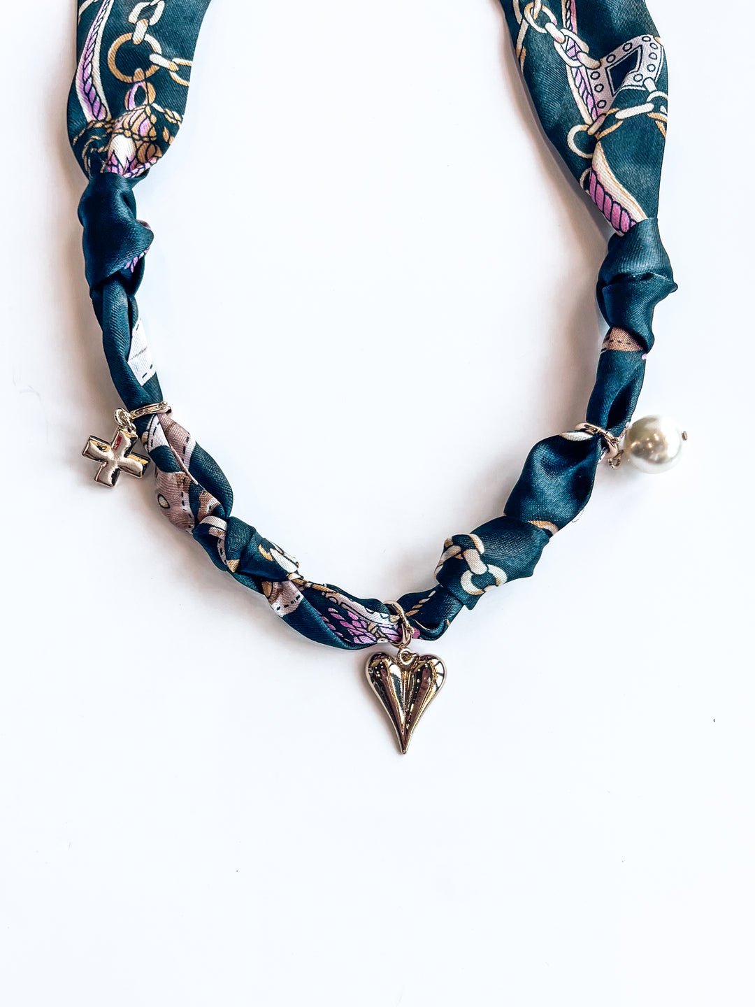 Black Knotted Puffy Heart Scarf Necklace