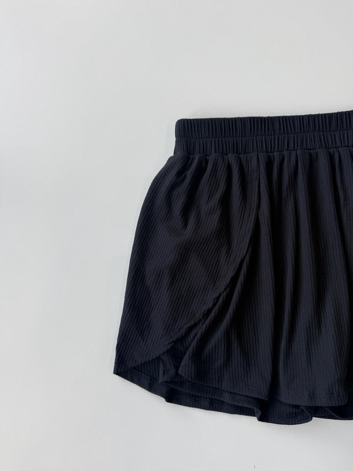 Toss & Twirl Elastic Waist Short