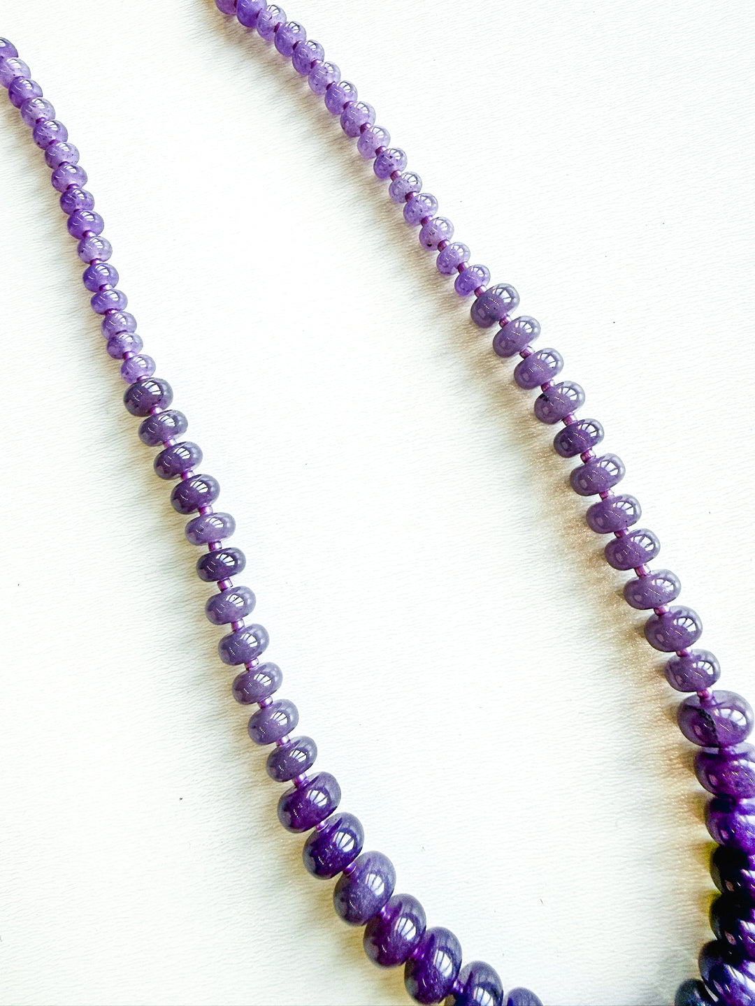 Slowly Falling Beaded Short Necklace