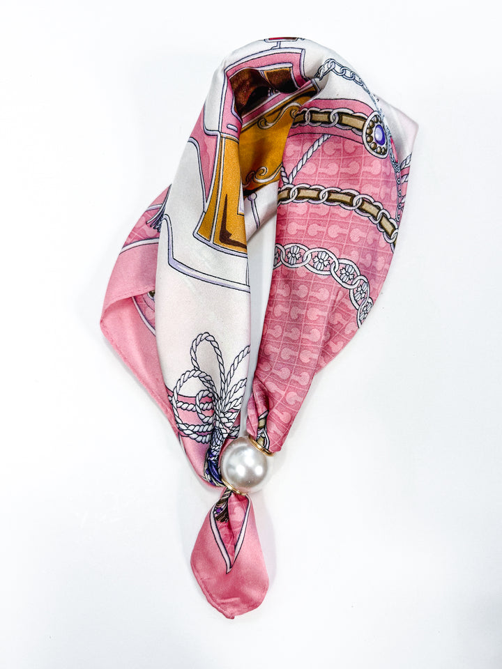 Short Magnetic Scarf Necklace with Pearl