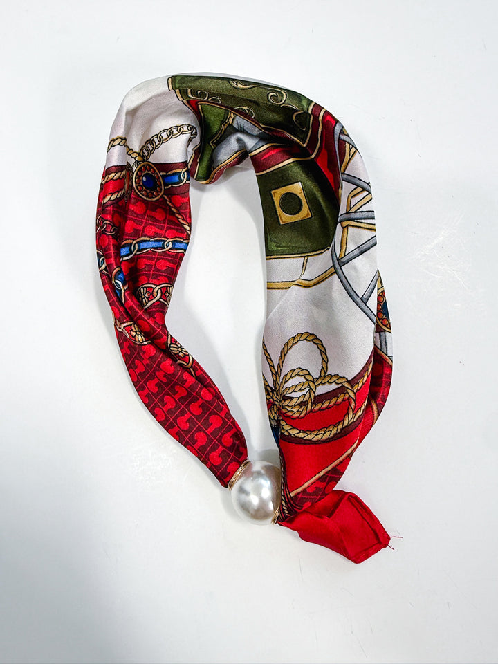 Short Magnetic Scarf Necklace with Pearl
