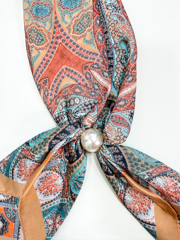 Long Magnetic Scarf Necklace with Pearl