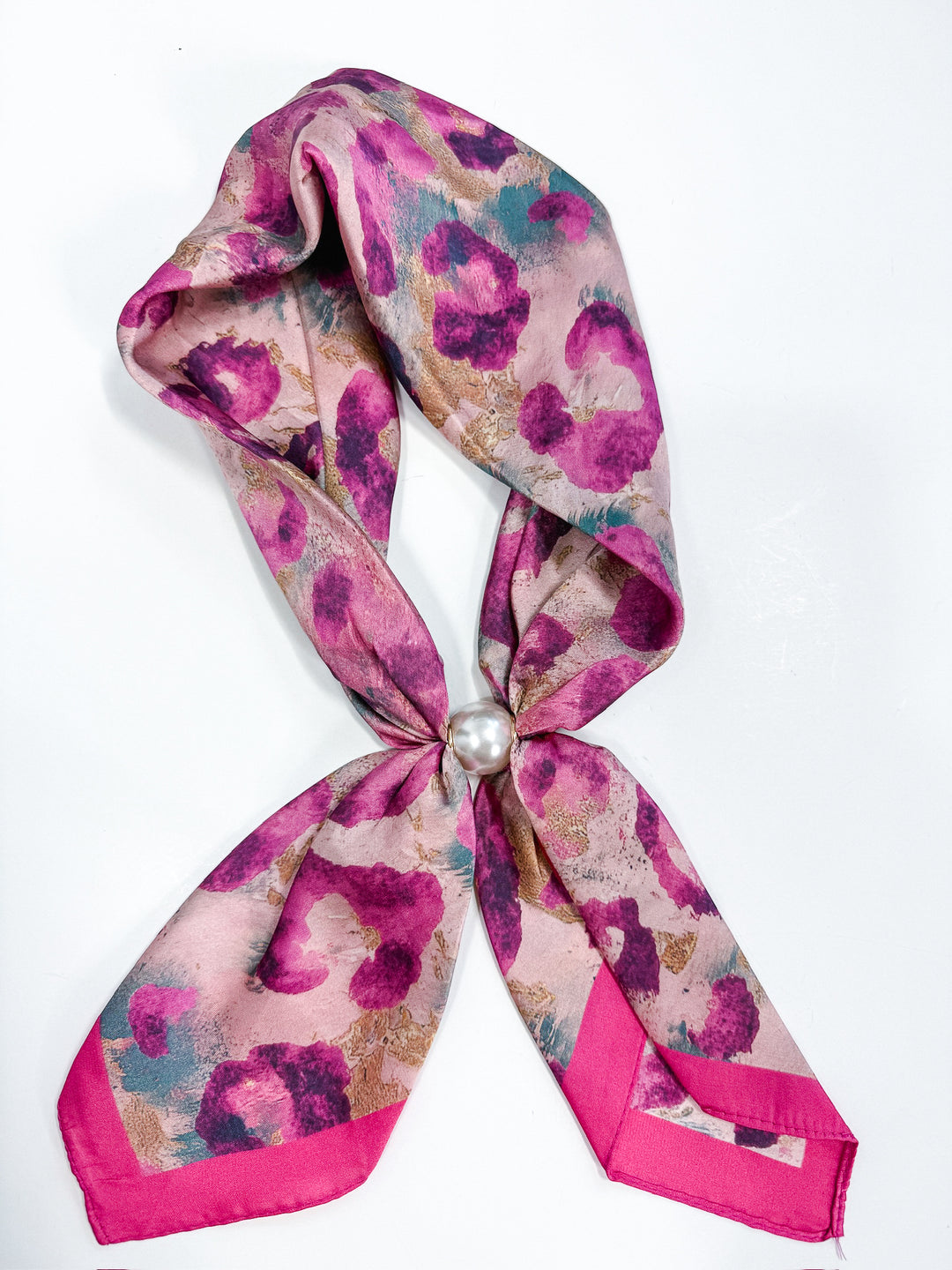 Long Magnetic Scarf Necklace with Pearl