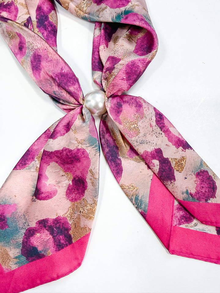 Long Magnetic Scarf Necklace with Pearl