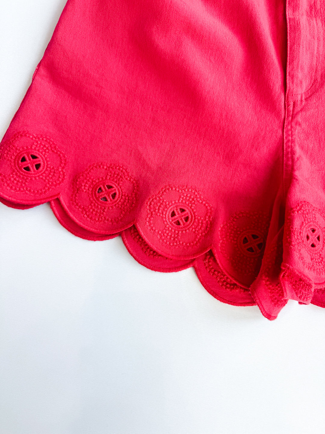 Sweet In Scallops Short