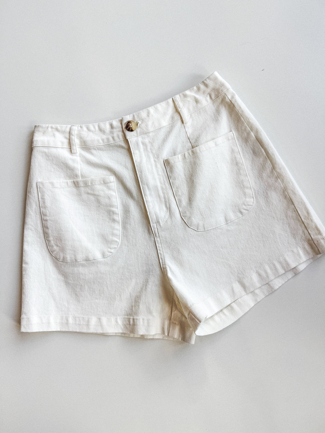 Tailored Front Pocket Short