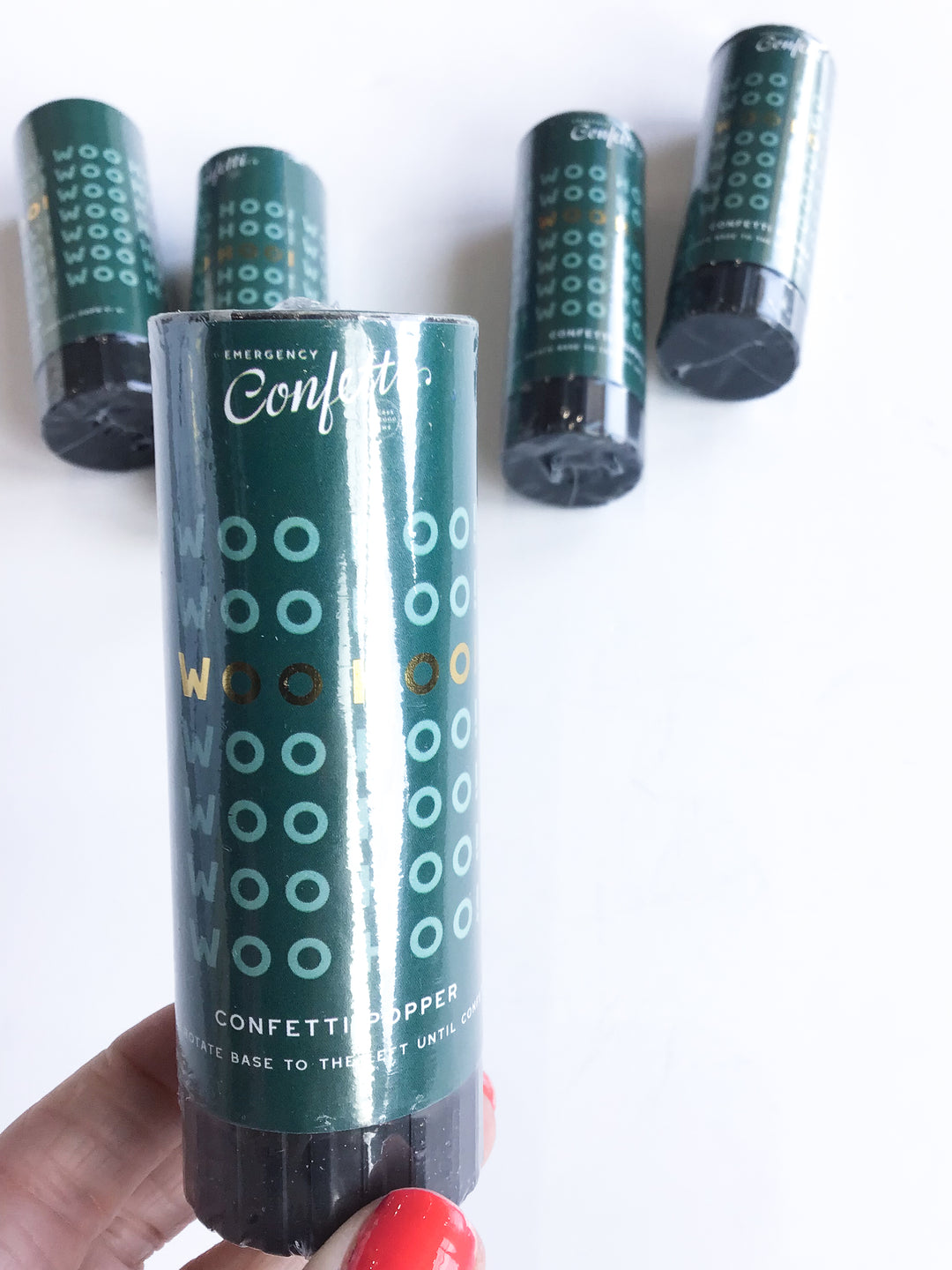 Woo Hoo Confetti Popper