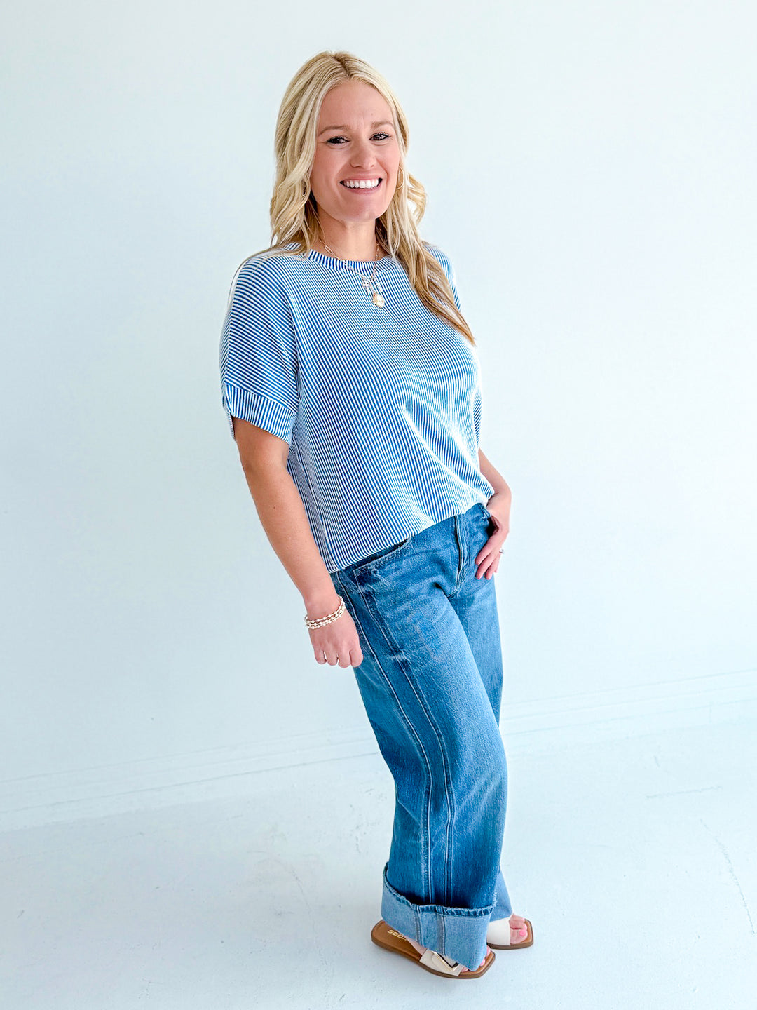 Vervet Dark Super High Rise Cuffed Baggy Wide