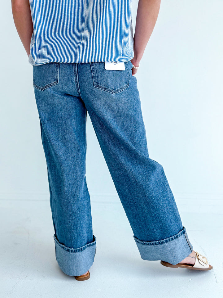 Vervet Dark Super High Rise Cuffed Baggy Wide