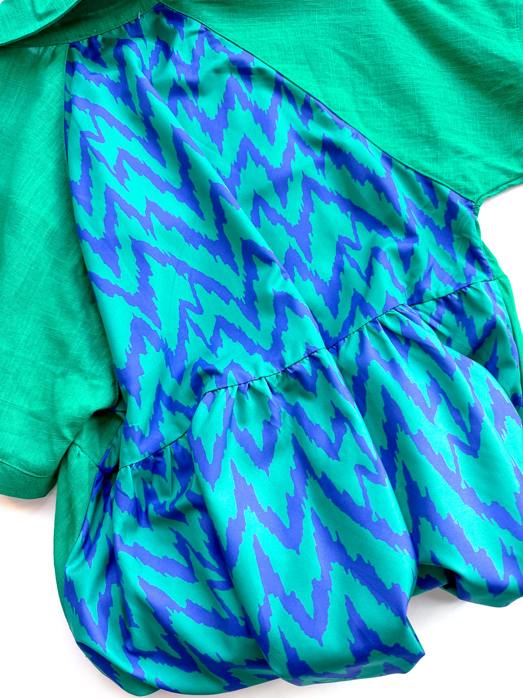 FINAL SALE Chic Mosaic Split Print Top