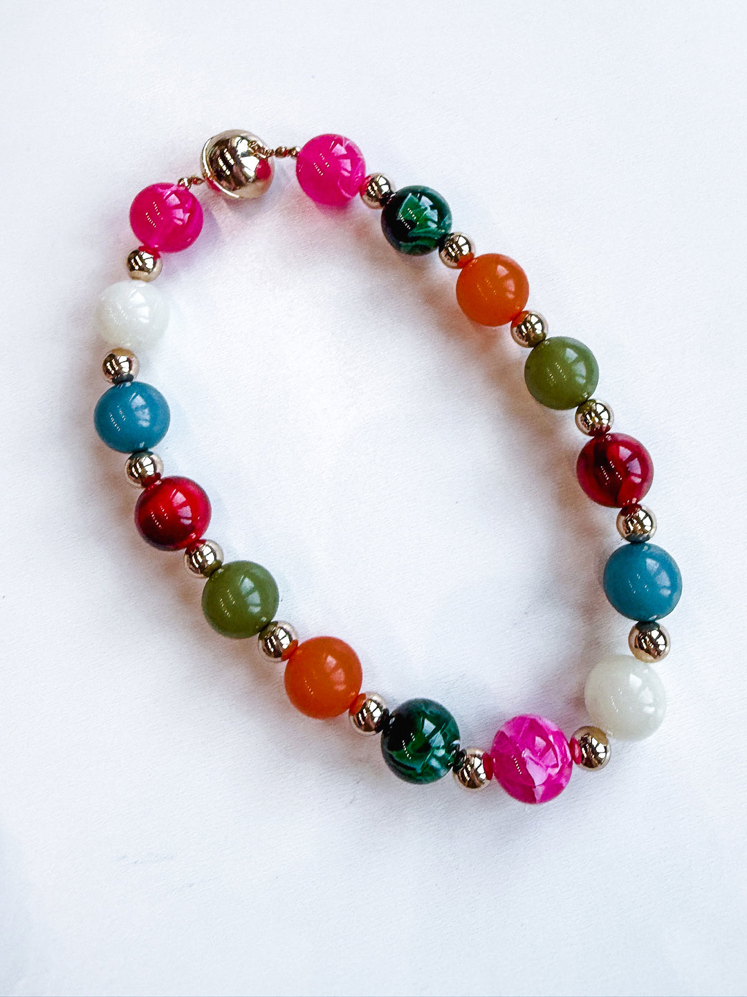 Pretty in Pop Magnetic Close Necklace