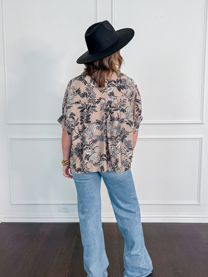 Meadow Muse V Neck