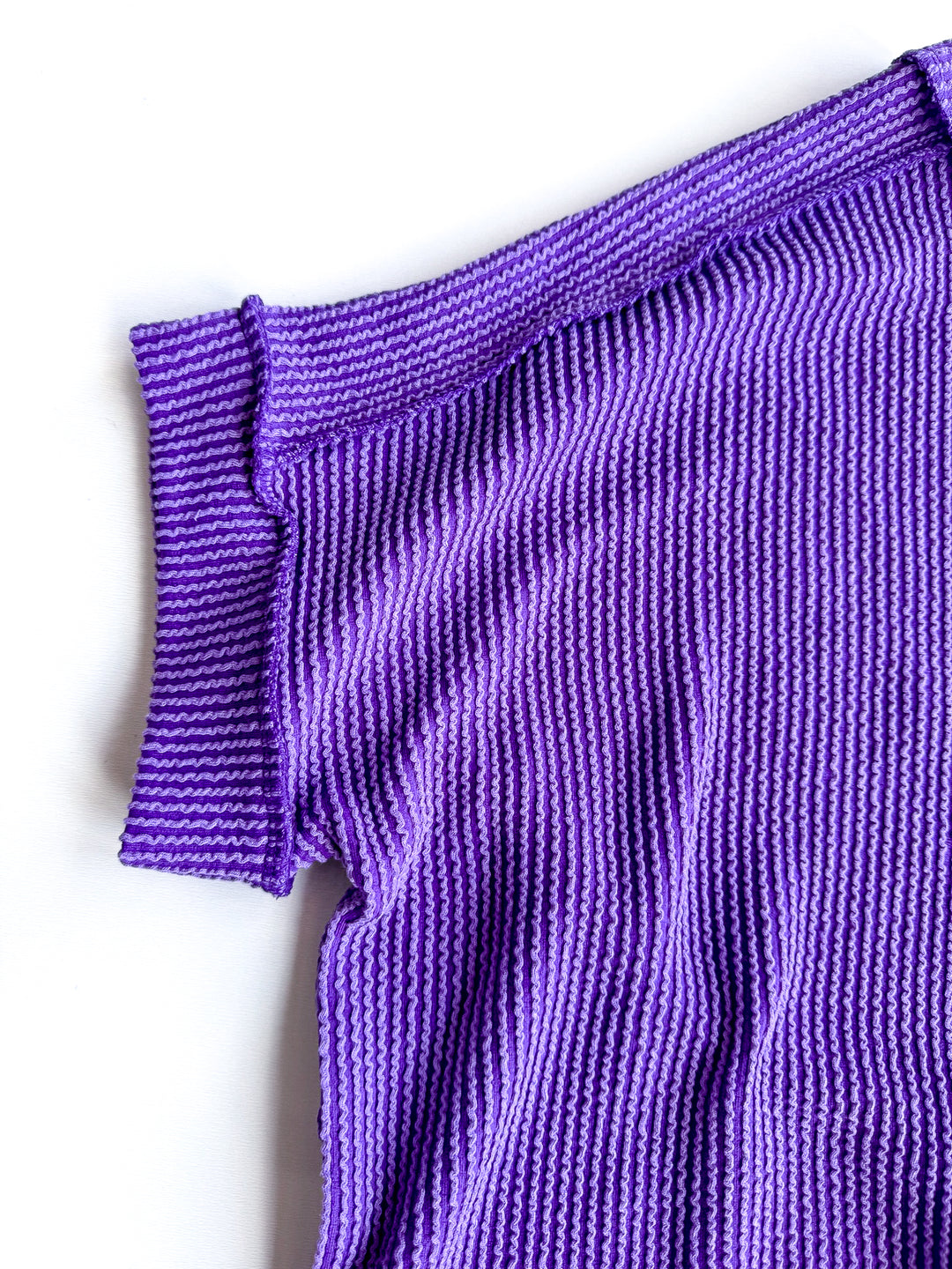 Soft Structure Ribbed Cuff Sleeve Top