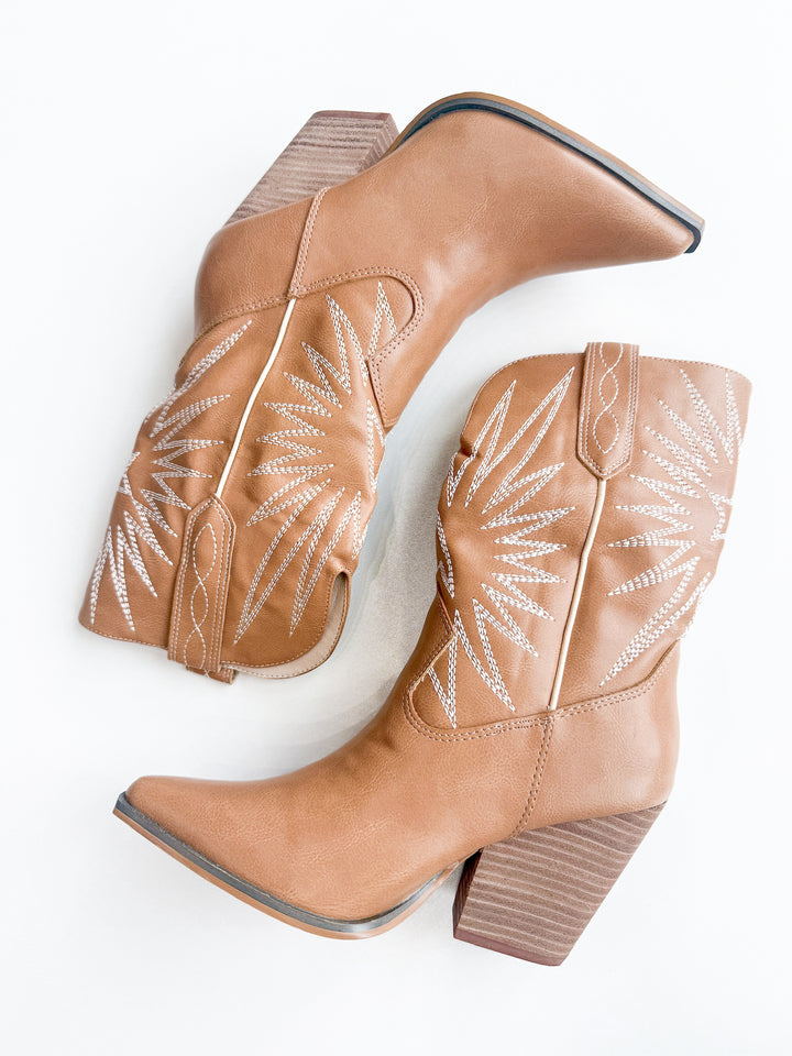 Tan Stitched Boot