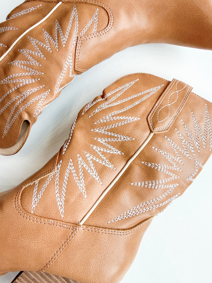 Tan Stitched Boot