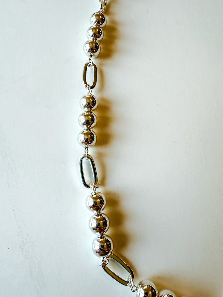Long Beaded & Open Oval Chain Necklace