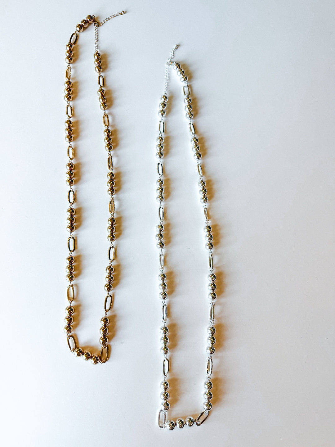 Long Beaded & Open Oval Chain Necklace