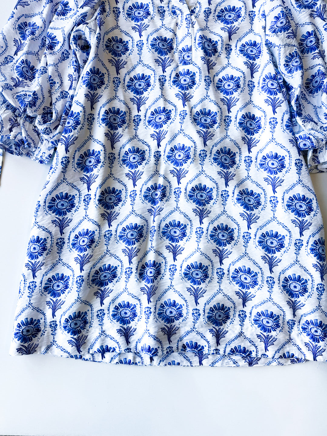 Clase Azul Bowtie Sleeve Dress