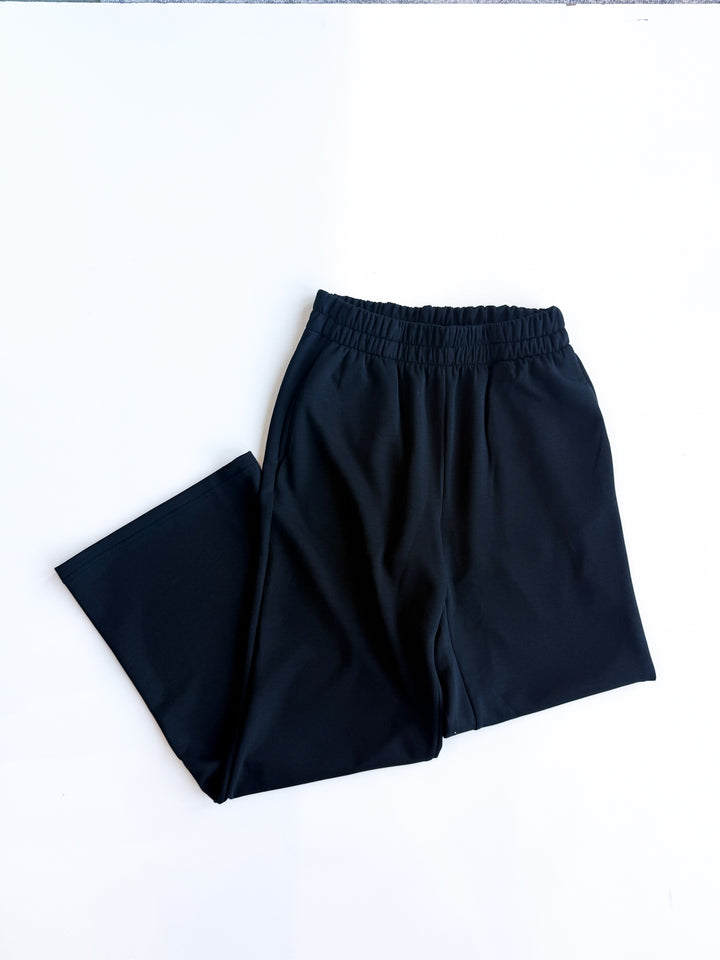 Studio Zip Set