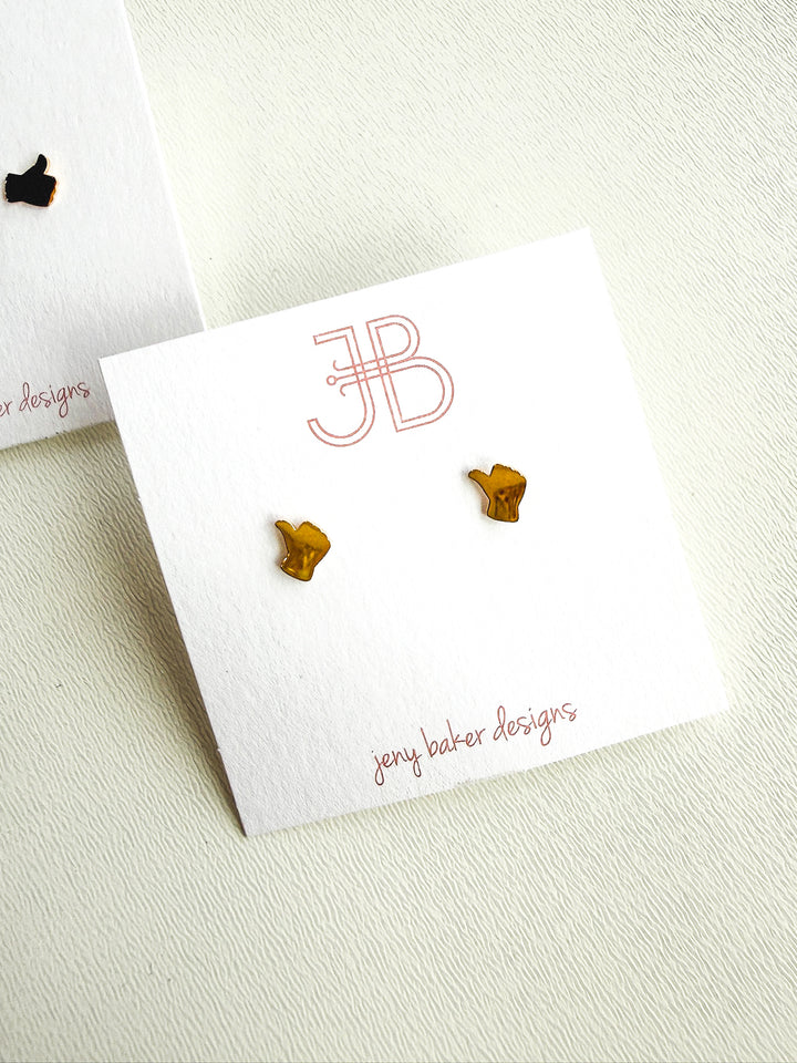 Aggie Thumbs Up Mascot Studs