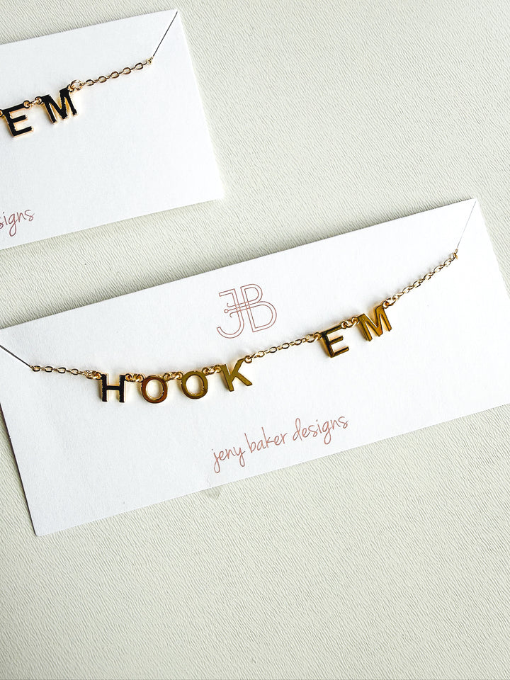 Hook Em Chant Necklace