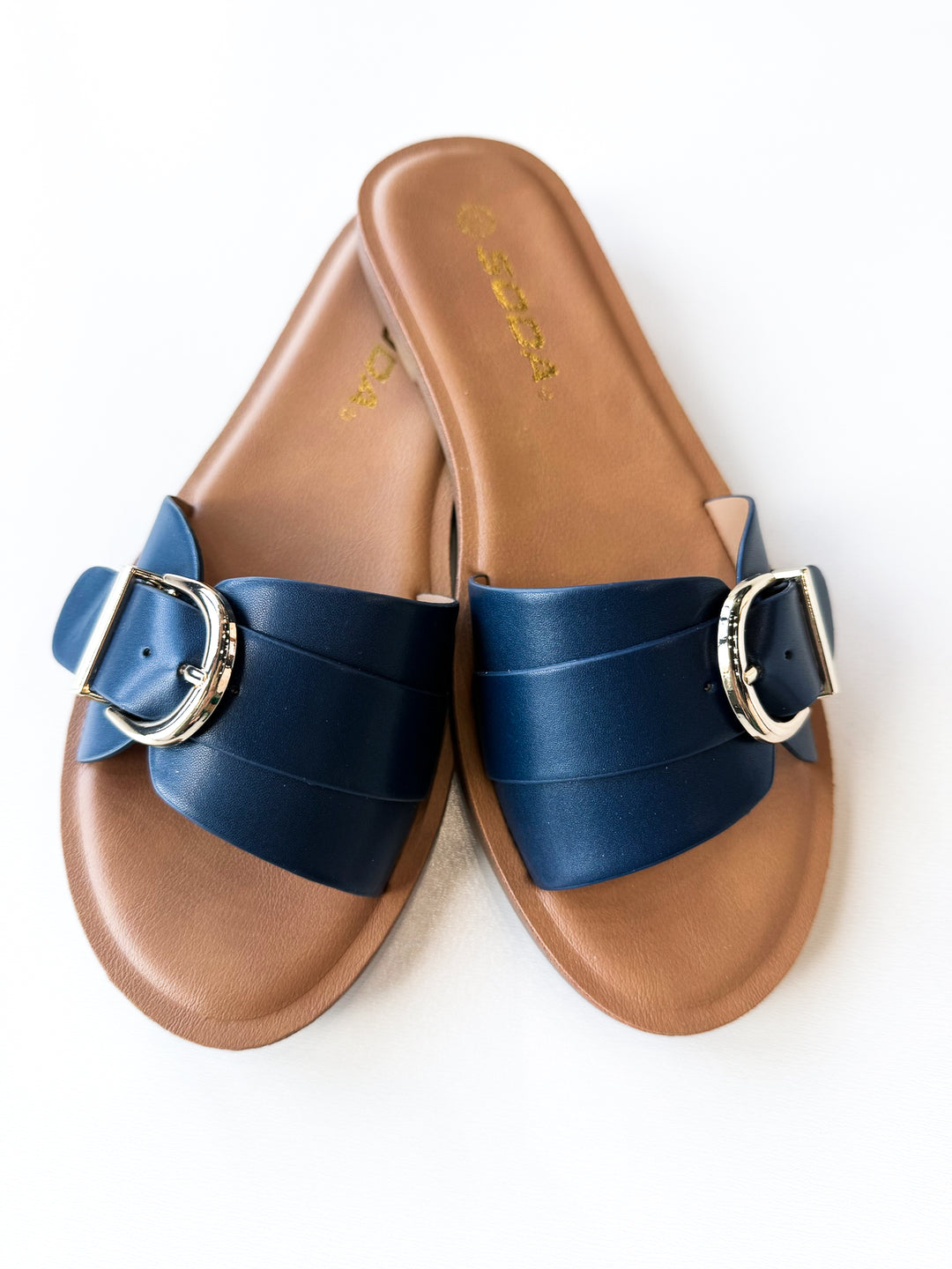 The Harbor Buckle Slide