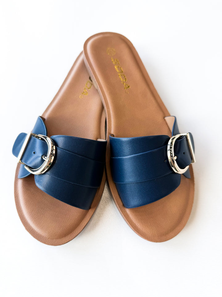 The Harbor Buckle Slide
