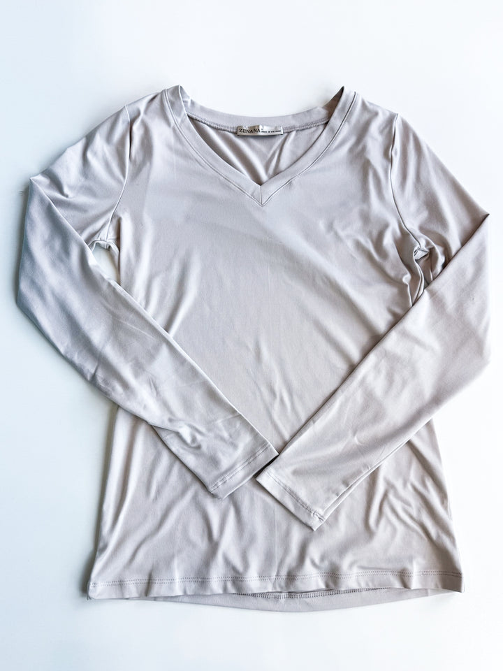 Find Your Favorite Basic V Neck