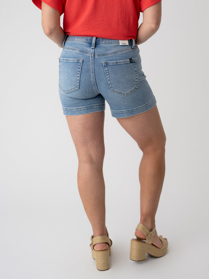 J21 Eleven Med High Rise Basic Shorts