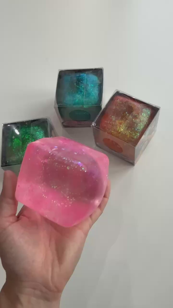 FunDoh Jumbo Glitter Squish Cube
